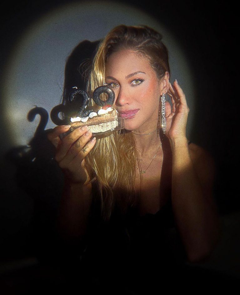 Ingrid Vasconcelos c